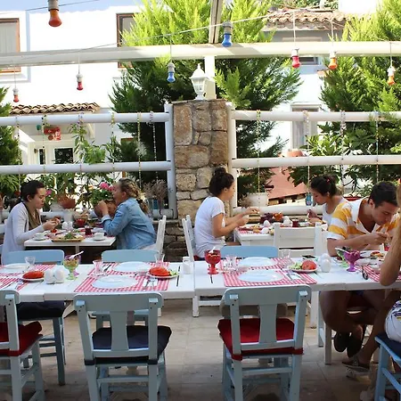 Akarsu Kalyopi Otel 3*
