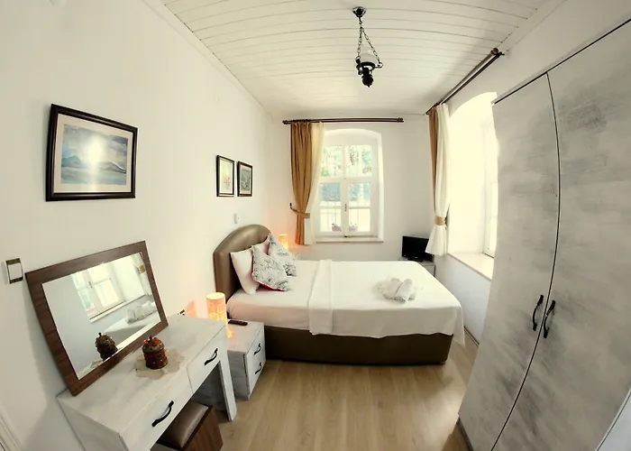 Akarsu Kalyopi מלון בוזקאדה