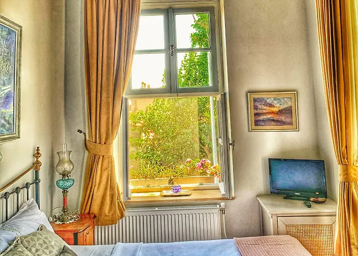 Akarsu Kalyopi מלון בוזקאדה