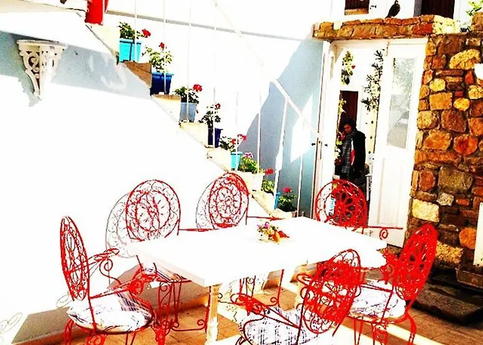 Akarsu Kalyopi מלון בוזקאדה