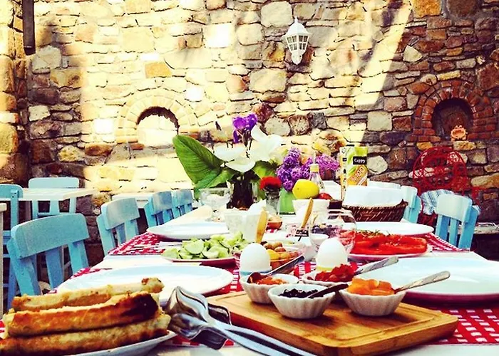 מלון Akarsu Kalyopi 3*